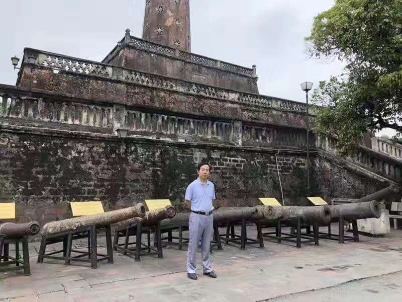 越南塑料消泡剂客户带领参观